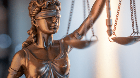 Czy komornik sądowy może zająć cały majątek ruchomy?